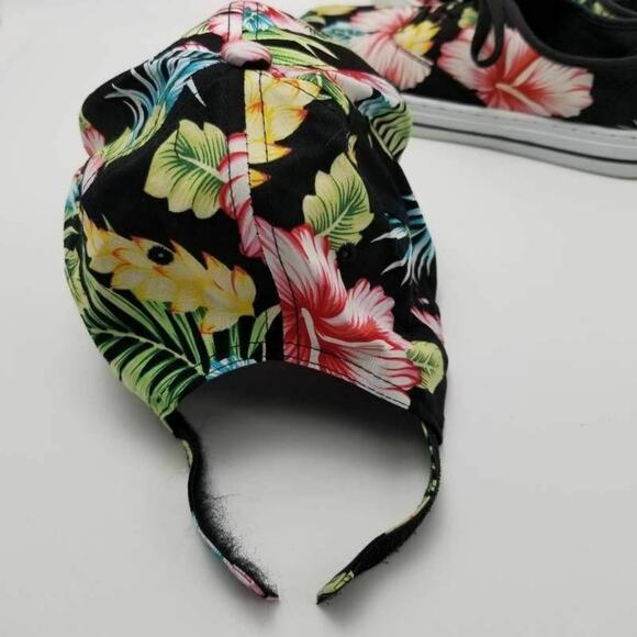 Sole Mates Floral Multicolor Lace Up Canvas Sneakers Size 10 without the hat - Picture 9 of 12